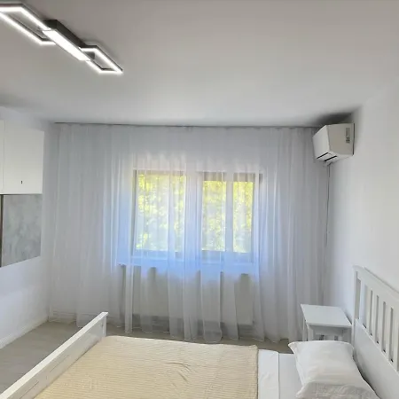 Apartment Madalina *