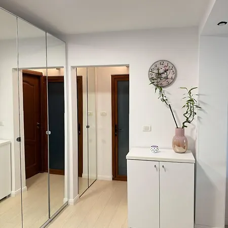 Apartment Madalina Constanta